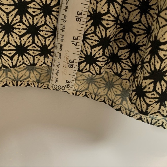 Levi’s tan and black floral star sundress. Size‎ 1X - Picture 9 of 10